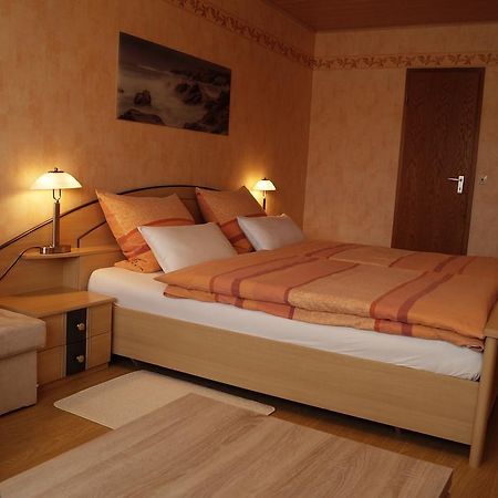 Pension Huhn Angersbach Ngoại thất bức ảnh