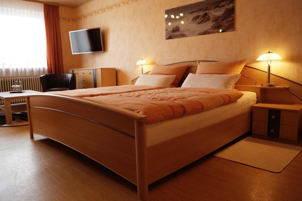Pension Huhn Angersbach Ngoại thất bức ảnh